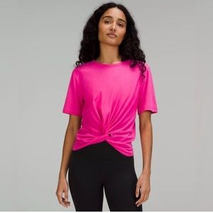 Lululemon crescent sonic pink tee